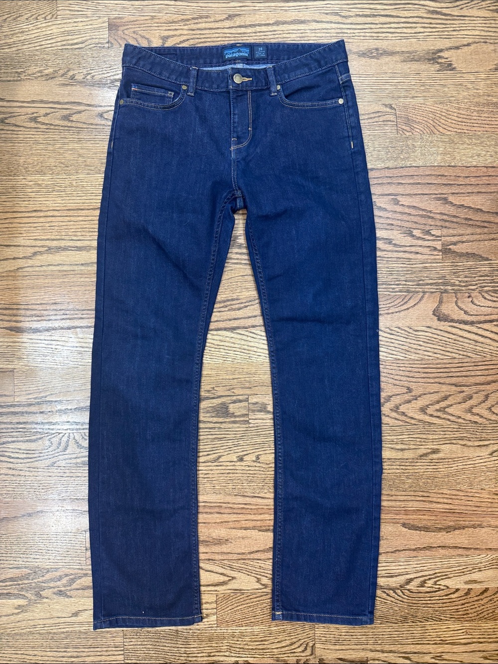 Patagonia Women’s Dark Blue Straight Leg Jeans size 28